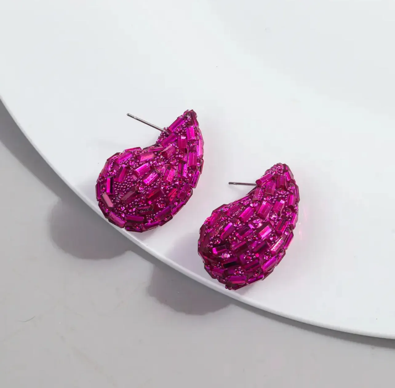 CYRSTAL ACRYLIC WATER DROP EARRINGS